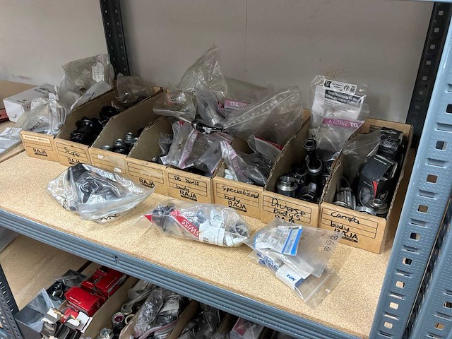 Doos hope / campa / dt swiss / felcrum / shimano bodies (16x) - afbeelding 1 van  8