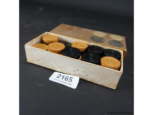 Doos jumbo houten damstenen - afbeelding 1 van  5