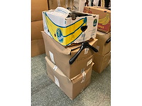 Doos kledinghangers | mantelhanger (3x) - afbeelding 2 van  3