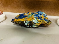 Doos met 43 stuks diverse mineralen - afbeelding 3 van  7