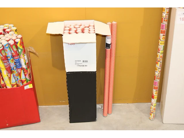 Doos met bakstenenpaier - afbeelding 1 van  2