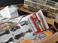 Doos met divers modelspoor toebehoren - afbeelding 5 van  5