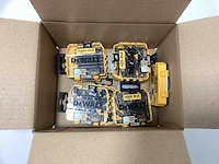 Doos met diverse dewalt bitsets - afbeelding 1 van  1