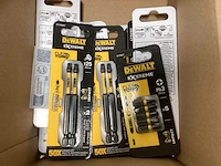 Doos met diverse dewalt bitsets - afbeelding 2 van  3