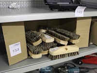 Doos met elf schrobbers betra - afbeelding 2 van  2