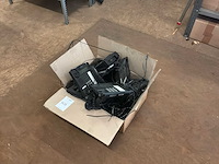 Doos met kantoortelefoons - afbeelding 2 van  5