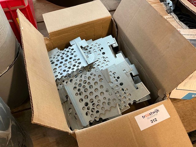 Doos met randbeveiliging - afbeelding 1 van  3