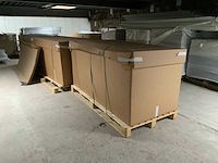 Doos met restanten polycarbonaat plaatmateriaal (3x) - afbeelding 2 van  3