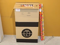 Doos met sinterklaaspapier