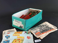 Doos met vintage temsi metalen constructie uit de jaren '50 of '60 - afbeelding 1 van  5