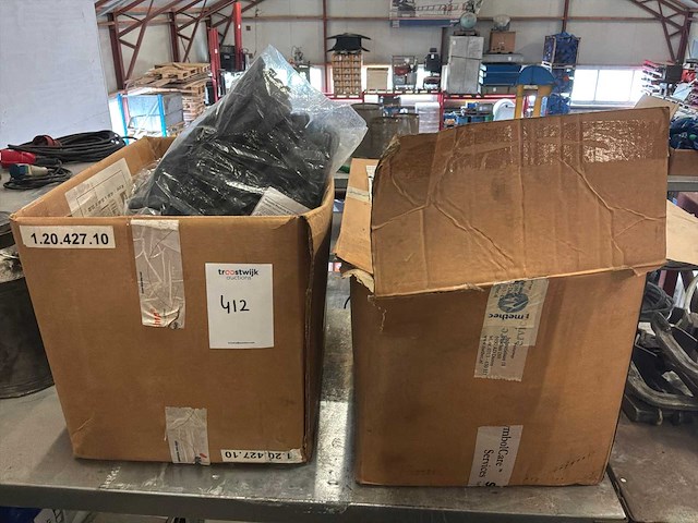 Doos met werkhandschoenen (2x) - afbeelding 3 van  4