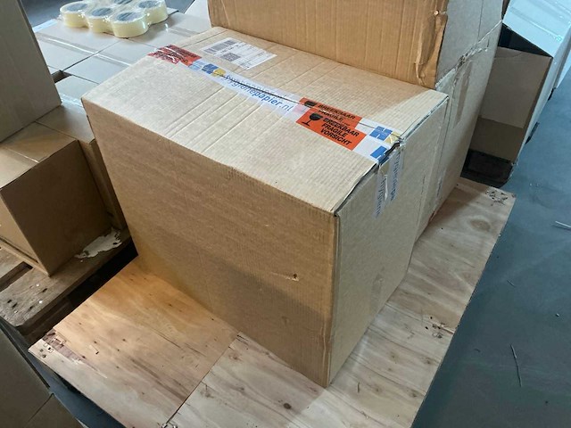 Doos papieren handdoek (2x) - afbeelding 4 van  4