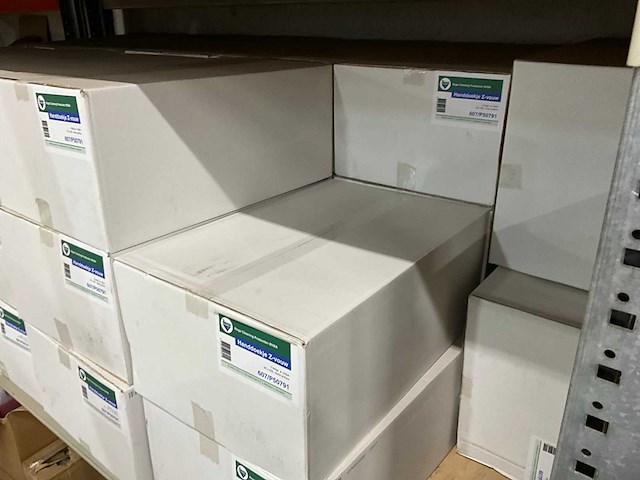 Doos rogo z-vouw handdoeken(31x) - afbeelding 3 van  3