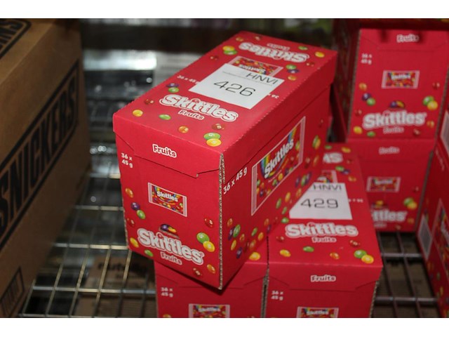 Doos skittles. 36 zakjes. - afbeelding 1 van  3