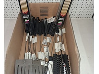 Doos vol bbq accessoires - afbeelding 3 van  3
