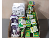 Doos vol led lampen diverse modellen (d1703) - afbeelding 1 van  3