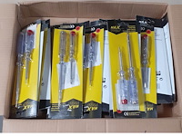 Doos vol sets spanningzoekers (d1038) - afbeelding 2 van  3