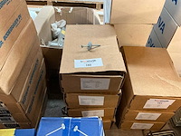 Doos voorsnijschroeven (4x) - afbeelding 1 van  1