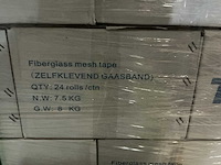Doos zelfklevende gaasband a 24 stuks (122x) - afbeelding 3 van  3