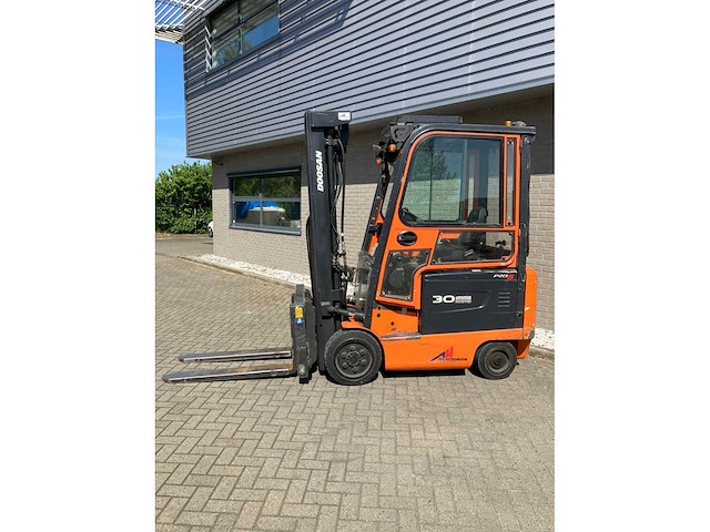 Doosan - 2010 - bc30s-5 - vorkheftruck - elektrisch - afbeelding 3 van  11