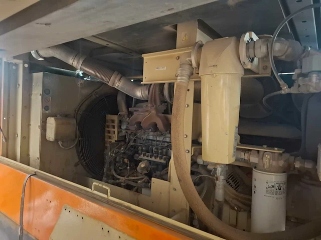 Doosan - 2012 - 10105 - compressor met straalopstelling - afbeelding 5 van  35