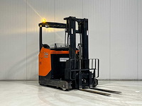 Doosan - 2015 - br14jw-7 - 5.01m triplex, free-lift, side-shift - reach truck - afbeelding 1 van  6