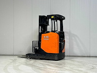 Doosan - 2015 - br14jw-7 - 5.01m triplex, free-lift, side-shift - reach truck - afbeelding 2 van  6