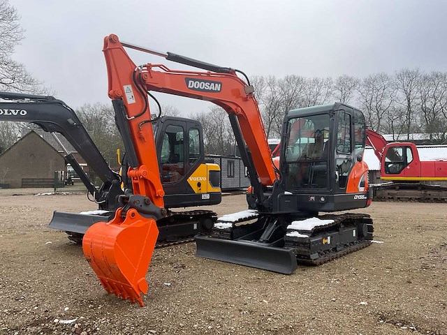 Doosan - 2016 - dx55-9c - midigraafmachine - afbeelding 1 van  42