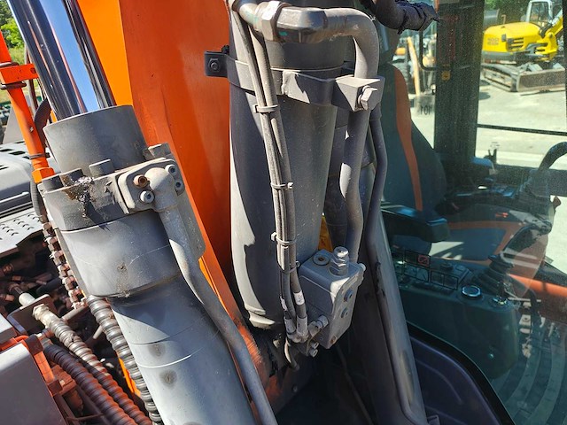 Doosan - 2017 - dx140w-5 - banden graafmachine - afbeelding 19 van  31