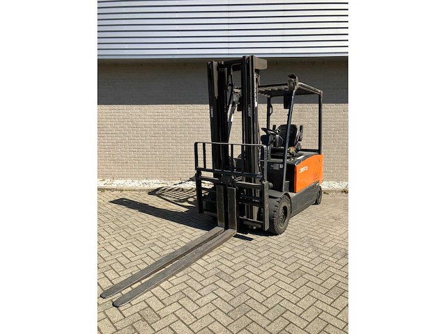 Doosan - 2018 - b35x-7 - vorkheftruck - elektrisch - afbeelding 2 van  12