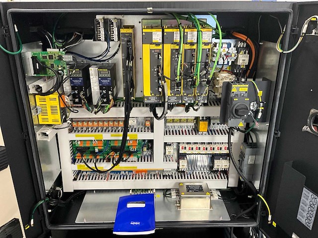 Doosan - 2019 - t3600d - verticaal boor-tapcentrum met palletwisselaar - afbeelding 9 van  36