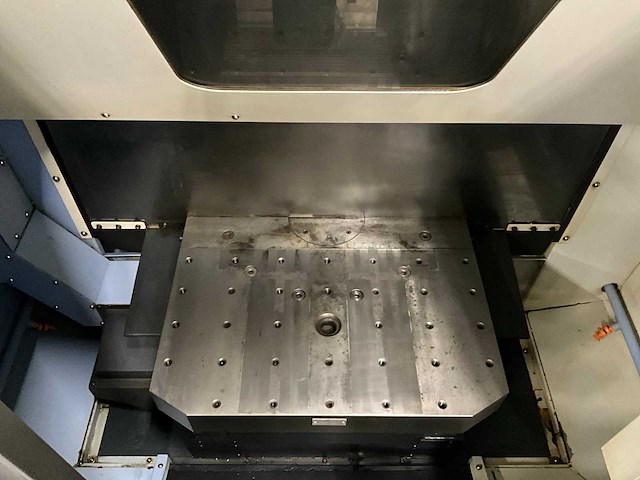 Doosan - 2019 - t3600d - verticaal boor-tapcentrum met palletwisselaar - afbeelding 17 van  36