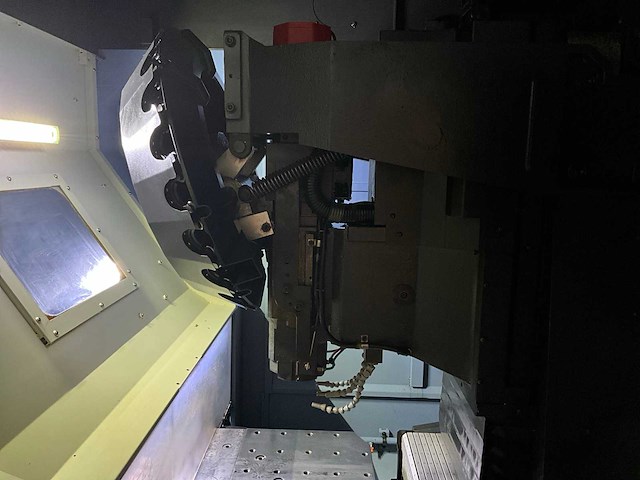 Doosan - 2019 - t3600d - verticaal boor-tapcentrum met palletwisselaar - afbeelding 18 van  36