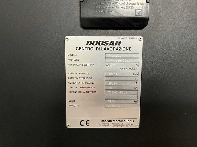Doosan - 2019 - t3600d - verticaal boor-tapcentrum met palletwisselaar - afbeelding 29 van  36