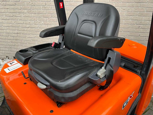 Doosan - d25g - diesel - vorkheftruck - afbeelding 13 van  15