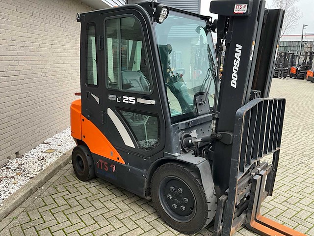 Doosan - d25s-7 - diesel - vorkheftruck - afbeelding 10 van  14