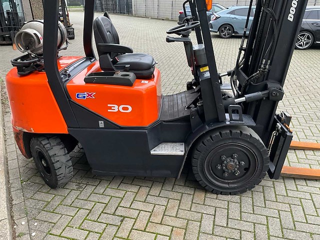 Doosan - g30gx - lpg - vorkheftruck - afbeelding 12 van  17