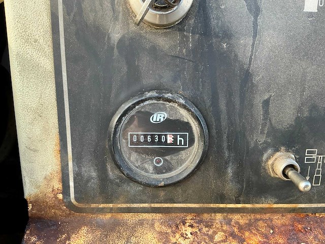 Doosan lt6k mobiele lichtmastkar - afbeelding 10 van  22