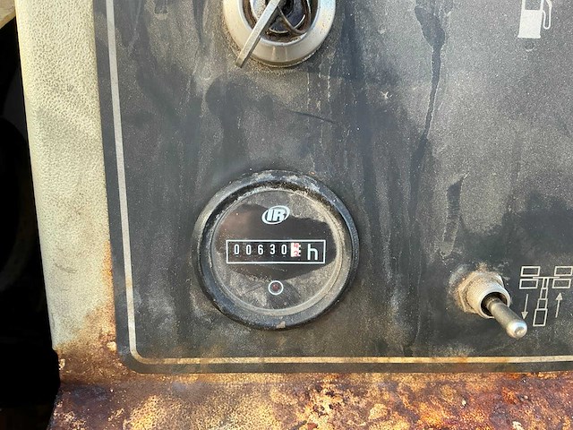 Doosan lt6k mobiele lichtmastkar - afbeelding 11 van  22