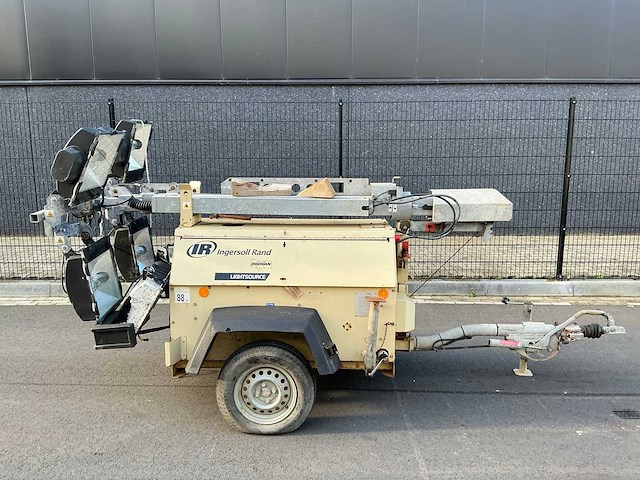 Doosan lt6k mobiele lichtmastkar - afbeelding 2 van  22