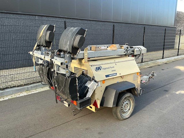 Doosan lt6k mobiele lichtmastkar - afbeelding 3 van  22