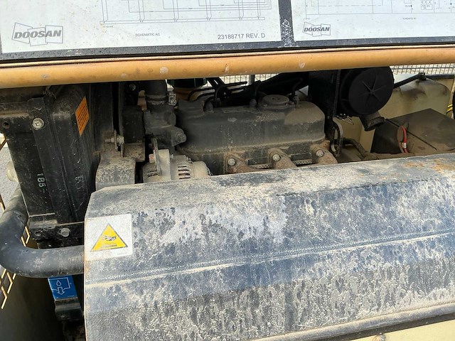 Doosan lt6ka mobiele lichtmastkar - afbeelding 14 van  21