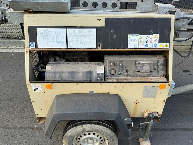 Doosan lt6ka mobiele lichtmastkar - afbeelding 11 van  19