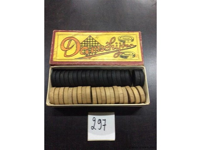 Doosje met damschijven compleet - afbeelding 1 van  2