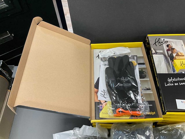 Doosjes met werkhandschoenen (52x) - afbeelding 1 van  1