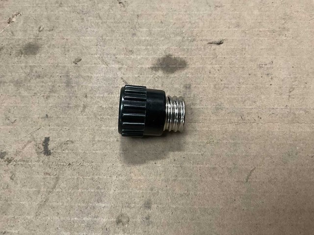 Dop voor elektrisch onderdeel (33x) - afbeelding 2 van  4