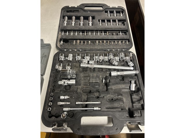 Dopsleutelset, 1x schroevendraaierset - afbeelding 2 van  7