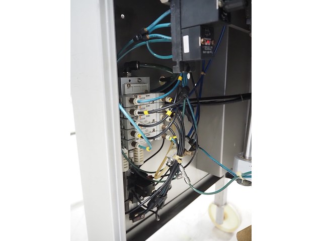 Dorit - afbeelding 2 van  12