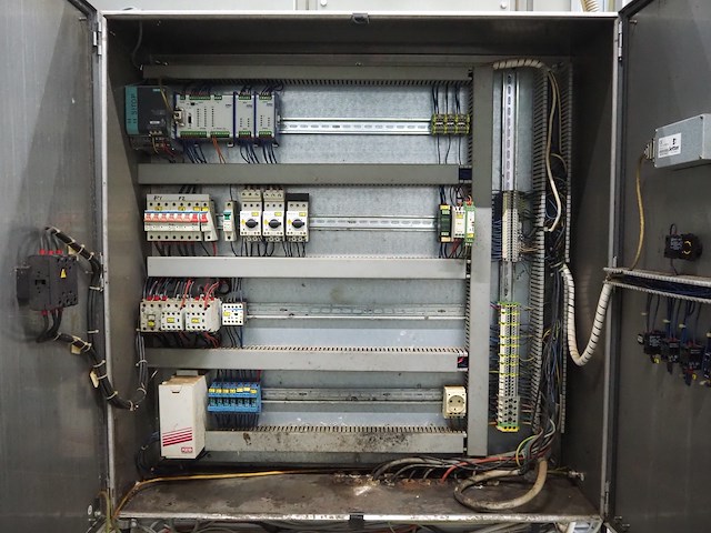 Dorit - afbeelding 1 van  12