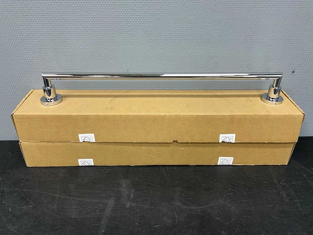 Dornbracht - tara - handdoekrek 60 cm (3x) - afbeelding 1 van  4